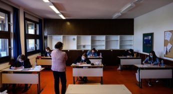 Hungary: More Than 20,000 Teachers Took Part In The Warning Strike; Teacher’s Basic Salaries Have Not Increased Since 2014