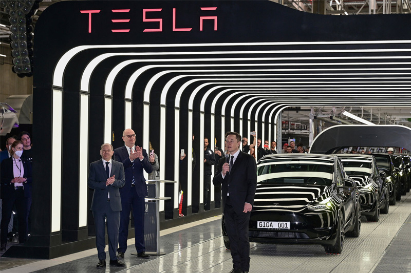 tesla announces wage increase for german workers