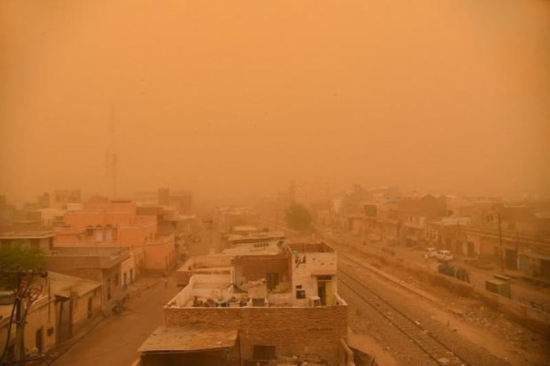 toxic air may affect work health of workers in delhi