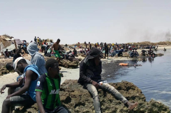 tunisia abandons black refugees and migrants to a harsh, remote militarized zone
