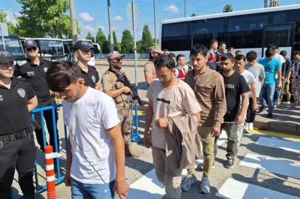 turkey 4.89 million migrants are there