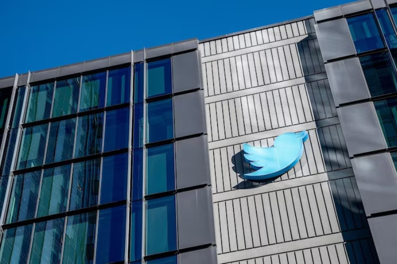 twitter accused of avoiding musk's mass layoffs legal battle