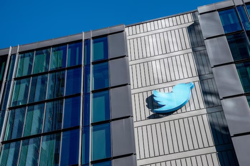 Twitter Accused of Avoiding Musk’s Mass Layoffs Legal Battle