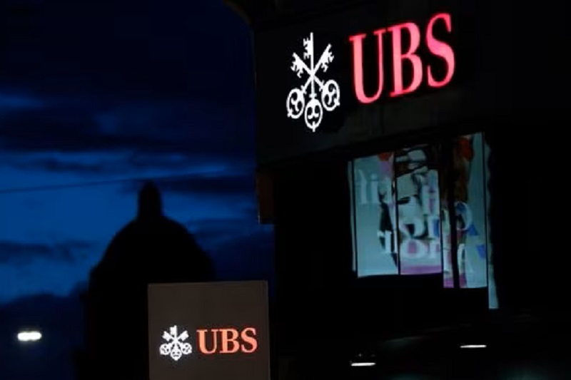 UBS Plans New Layoffs Report