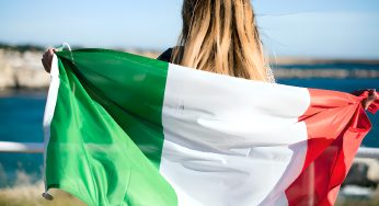 UK Forcing Italian Woman With ‘Permanent Residency’ Card To Leave The Country