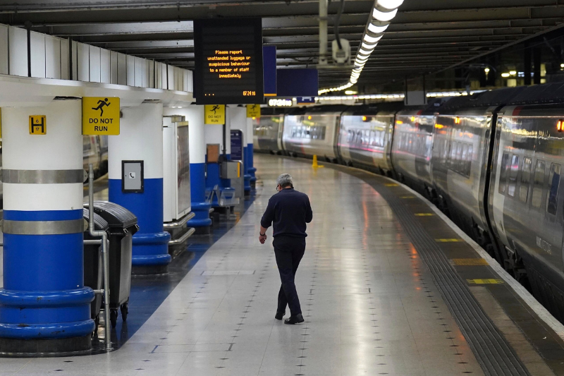 UK: New train strikes to bring further disruption. Everything you need to know