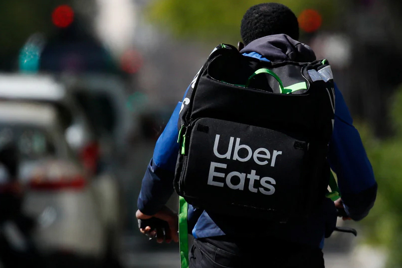 uber to raise minimum wage for drivers in france
