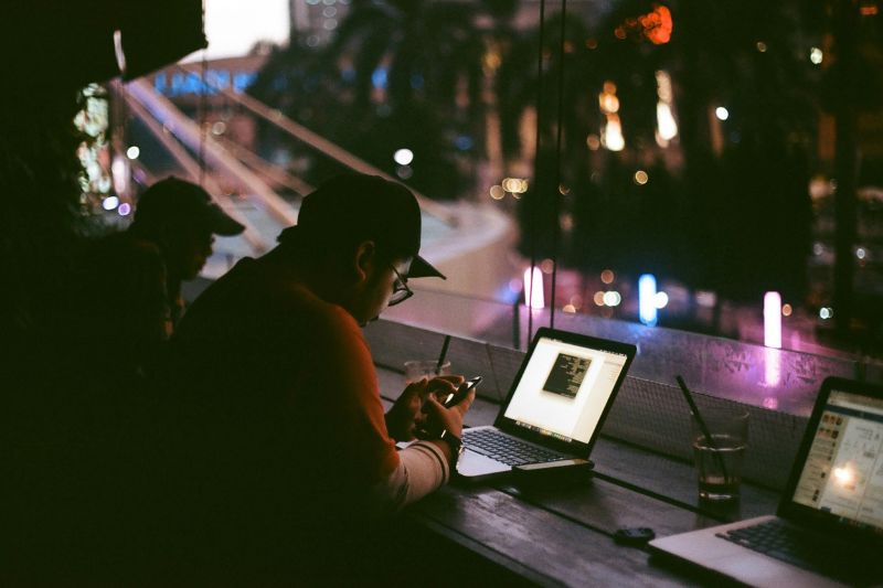 Gen Z Rejects Overtime Culture in Corporate Jobs