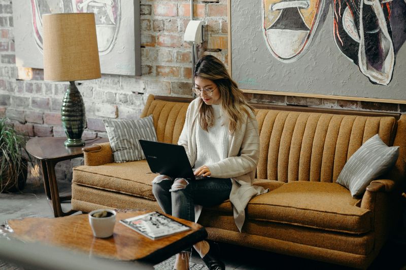 How to Stand Up for Yourself Professionally: A Human Guide to Assertiveness at Work