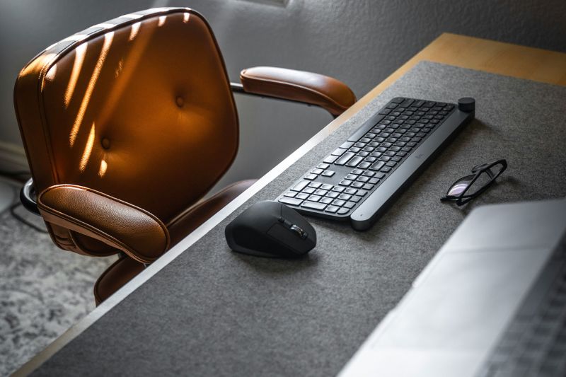 How to Set Healthy Boundaries While Working from Home: A Practical Guide