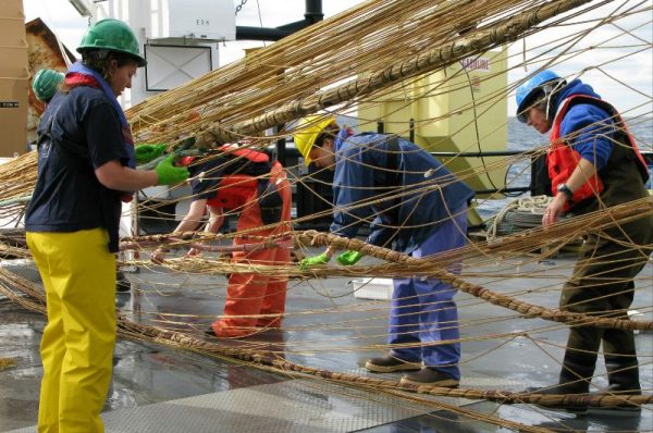migrant workers safety risks abroad 2025