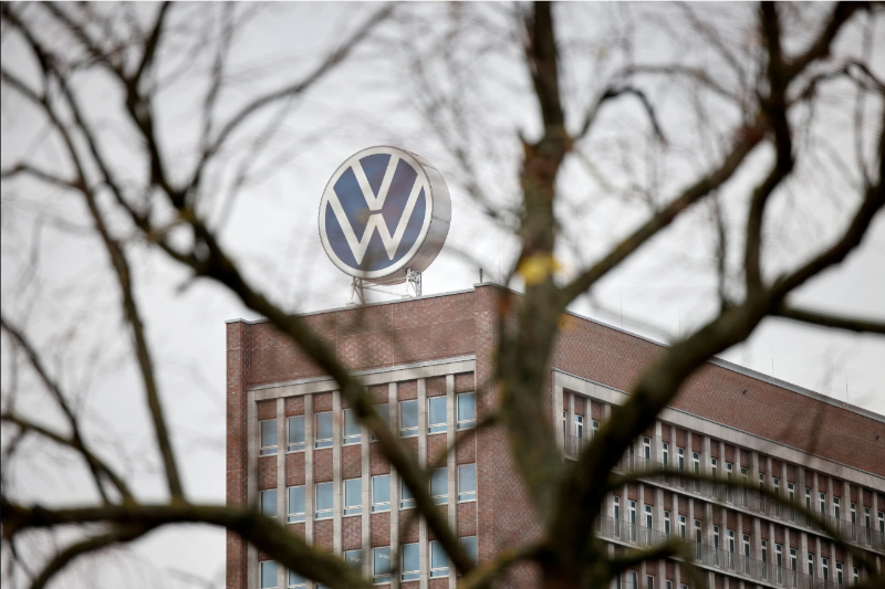 vw exits xinjiang operations, extends partnership with saic over regional controversy