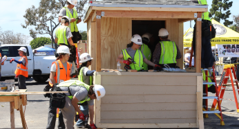 U.S. Workers Productivity Declines in Q1 2025, Data Shows