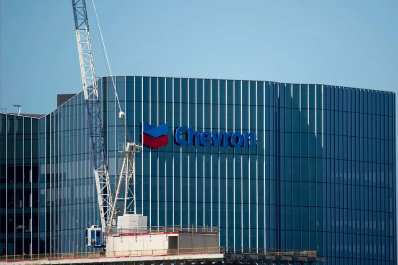 Workers begin vote on all-out strike at Chevron’s LNG facilities in Australia