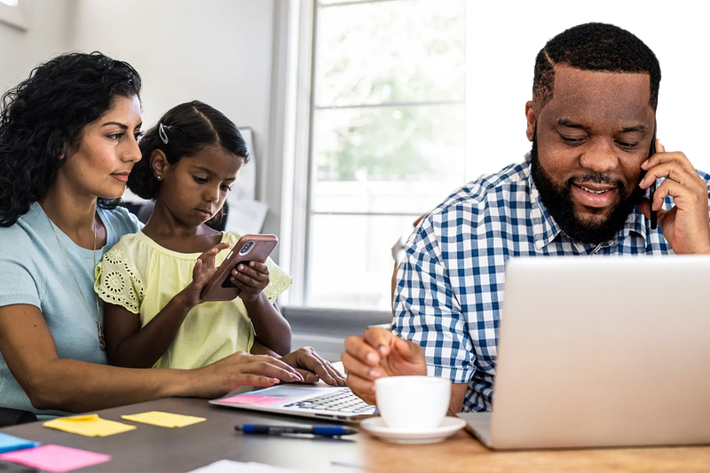working from home is a better deal for husbands than wives study shows