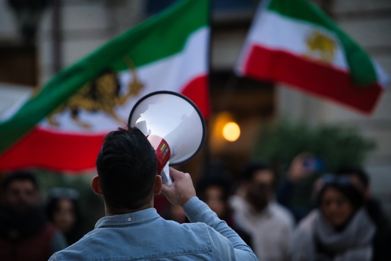 call to end persecution urgent call to iranian authorities regarding lawyers