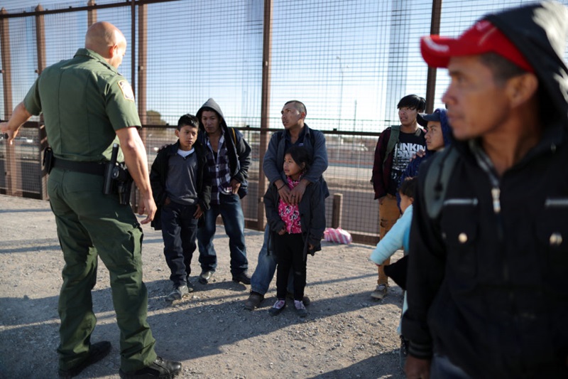 Chinese asylum seekers make up the fastest growing group crossing into US from Mexico