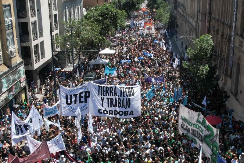 Milei reforms opposed by Argentina’s worker union, strike begun