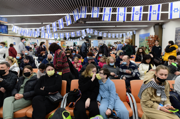 high court issues stay for plan to end health care for ukrainian refugees