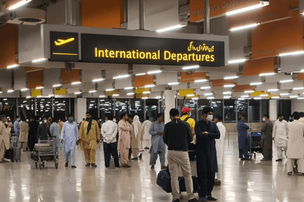 Over 172,000 Pakistanis Seek Foreign Employment in Early 2025