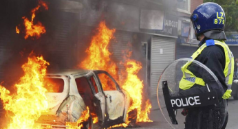 Can UK PM Keir Starmer bring in control the most violent rioting in England in 13 years?
