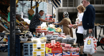 Britain’s Job Market Struggles as Inflation Stays High