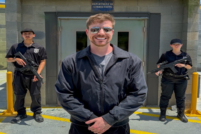 Discover 10 top jobs in 2025 with millionaire potential by age 30