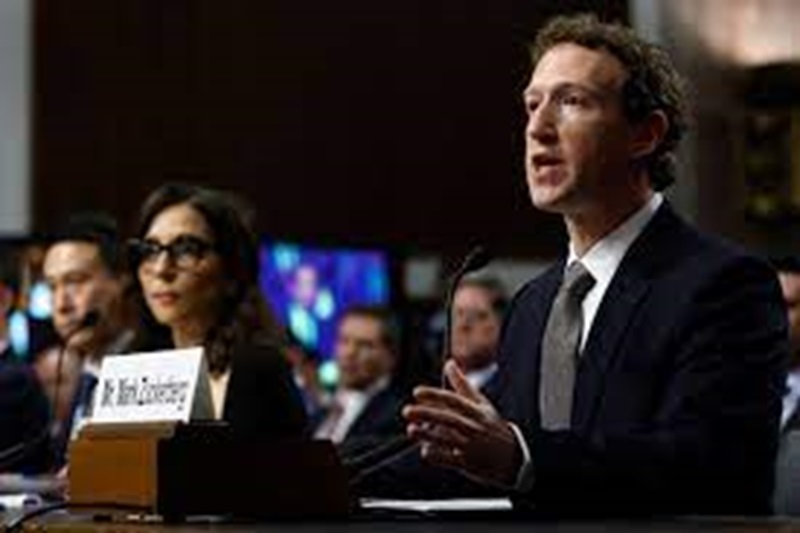 US: Senators grill Mark Zuckerberg and other tech CEOs on online child safety